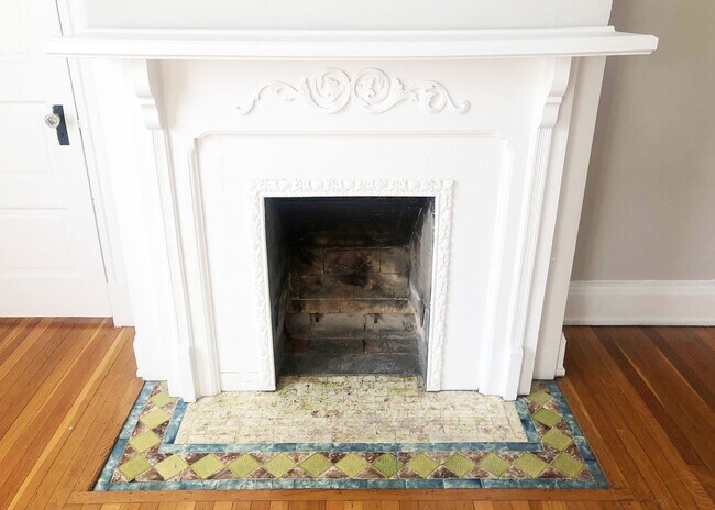 Building Photo - 344-348 Howell Avenue