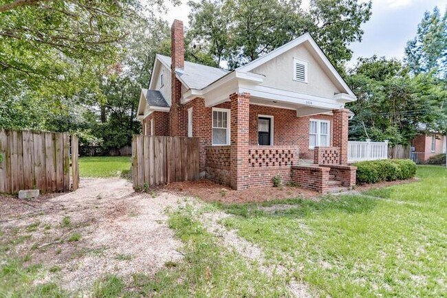 Building Photo - Charming 2 Bedroom in Phenix City!