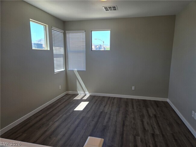 Building Photo - 8242 Skye Territory St
