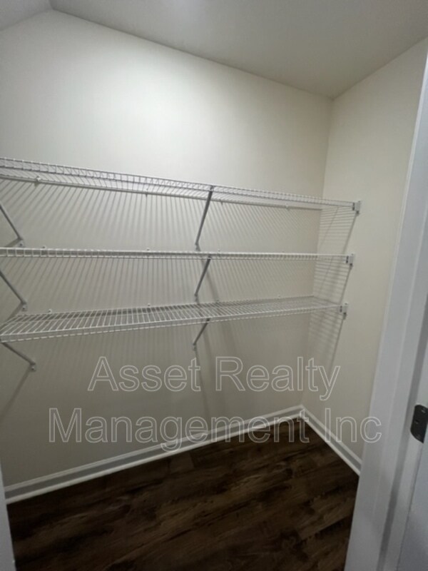 Building Photo - 323 Everleigh Cir
