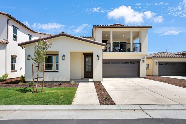 Building Photo - 131 N Un St