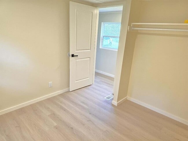 Building Photo - 5060 Evergreen Forest Ln