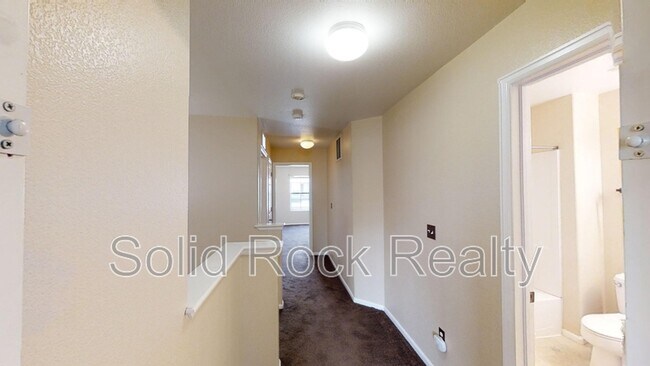 Building Photo - 8181 Snow Bowl Heights