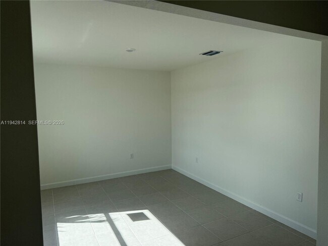 Building Photo - 17341 SW 286th St