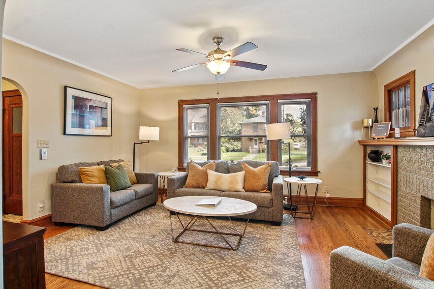 Building Photo - 1402 N Jackson St