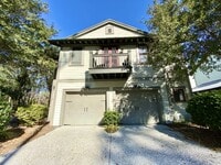 Building Photo - Above-Garage Apartment for Rent in Old Tow...