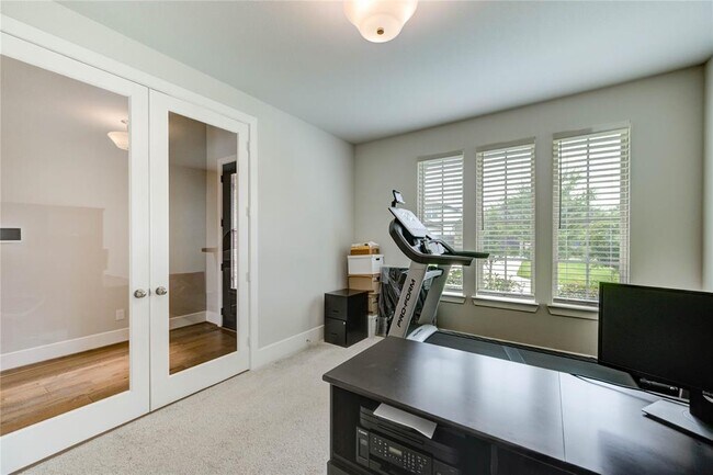 Building Photo - 630 Cibolo Creek Dr