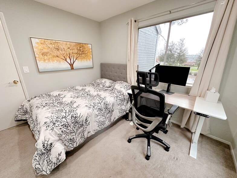 Building Photo - 836 Boardwalk Pl