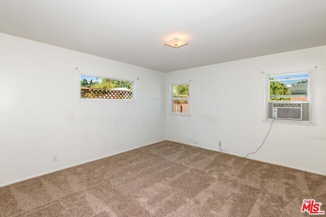 Building Photo - 14745 Marlin Pl