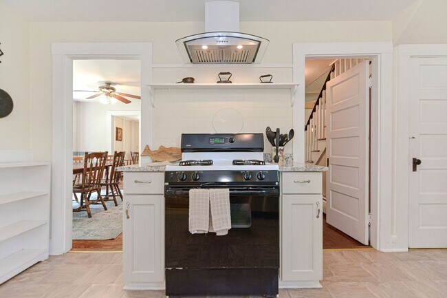 Building Photo - WINTER RENTAL: Squam Light