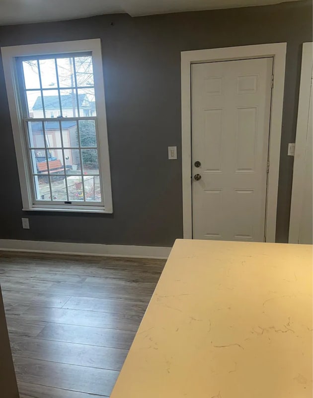 Building Photo - 33 Lincoln Pl