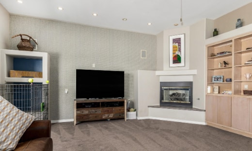 Building Photo - 6645 E Redmont Dr
