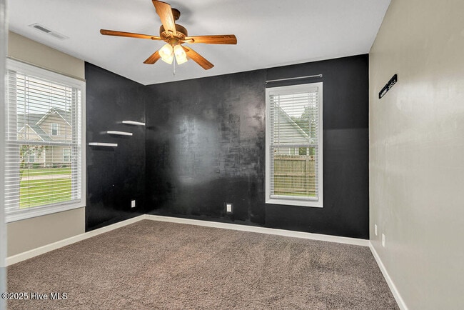 Building Photo - 102 Gabriels Wy