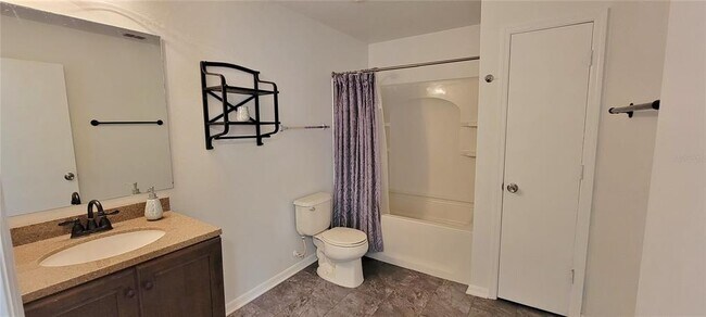 Building Photo - 9543 Maxson Dr