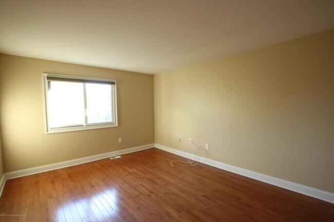 Building Photo - 51 Lenape Trail