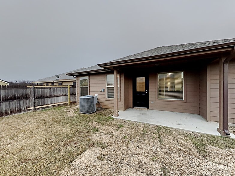 Building Photo - 1104 Prelude Dr