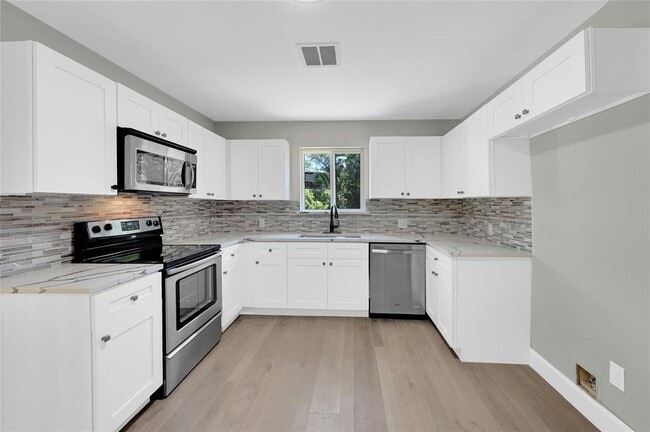 Building Photo - 1261 Camilla Lake Rd