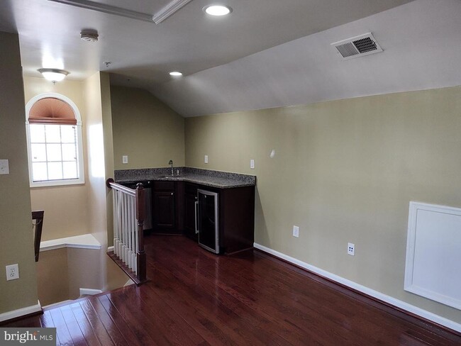 Building Photo - 1022 Ironwood Ln