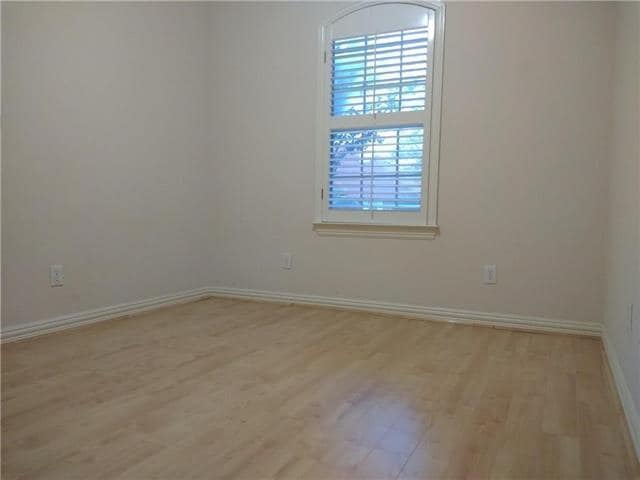 Building Photo - 609 Sunningdale