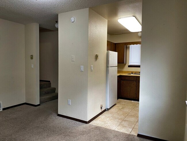 Building Photo - Townhome in Rifle