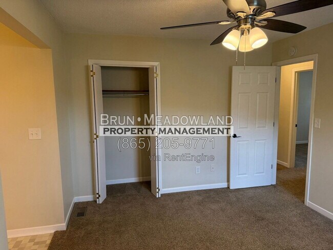 Building Photo - 103 Mapletree Ln