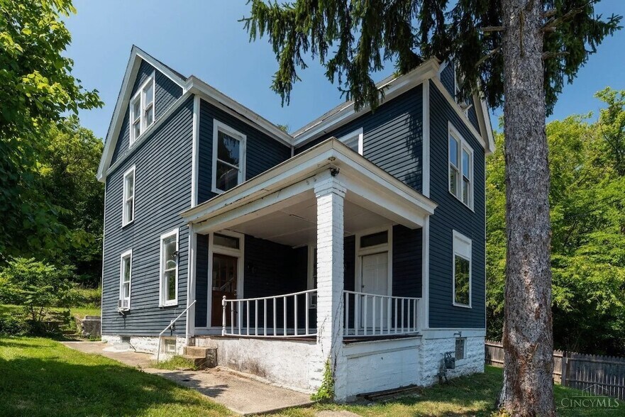 Building Photo - 3927 Cass Ave