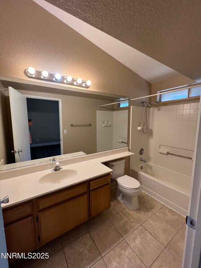 Building Photo - 7571 Water View Way
