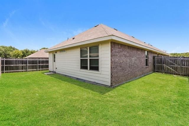 Building Photo - 1704 Dove Cir