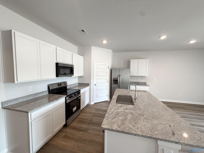 Building Photo - 124 Betty Williams Dr