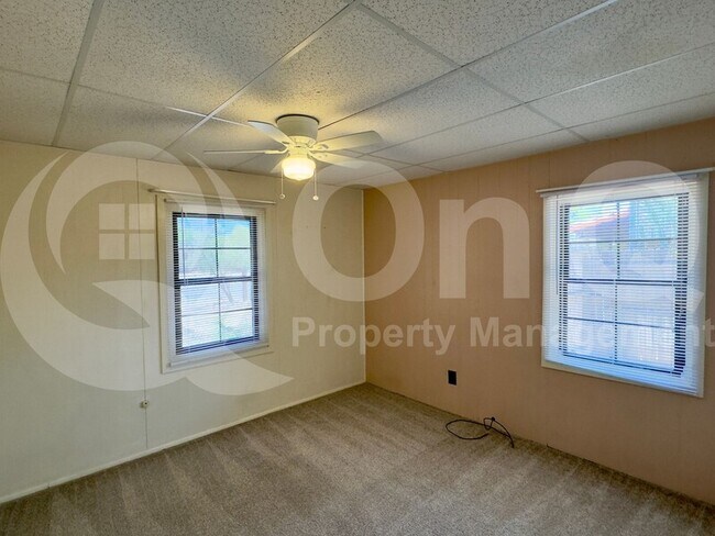 Building Photo - 2701 North Orchard Avenue