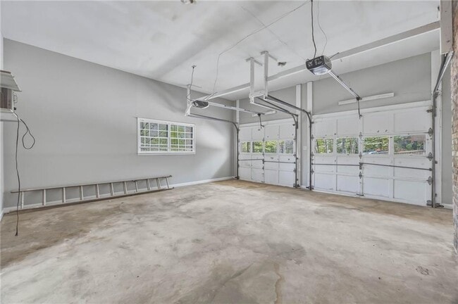 Building Photo - 86 Pioneer Trail