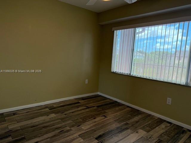 Building Photo - 850 SW 138th Ave