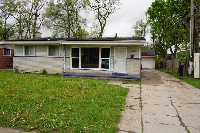 Primary Photo - 20299 Lahser Rd
