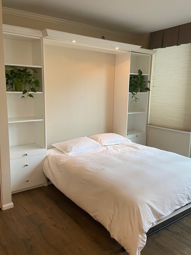 Wall Bed with Built Ins - 2600 2nd Ave