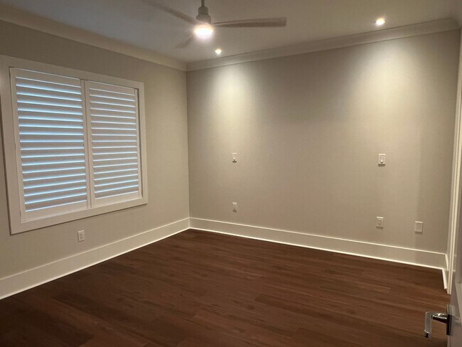 Building Photo - Luxury Coastal Living - The Charles - Deep Water Views