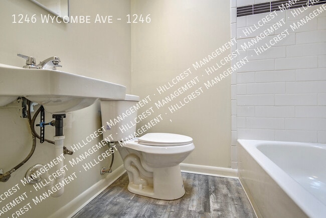 Building Photo - 1246 Wycombe Ave
