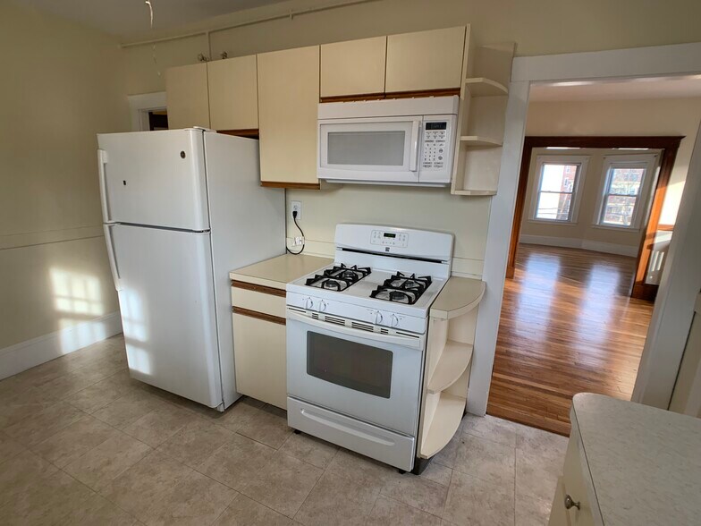 Building Photo - 9 Wilson Park