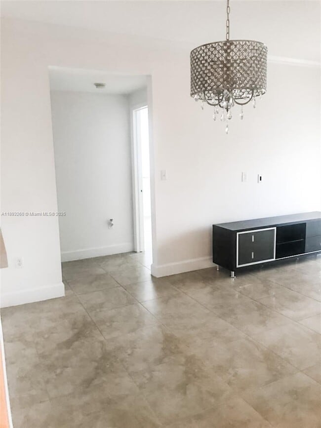 Building Photo - 50 Menores Ave