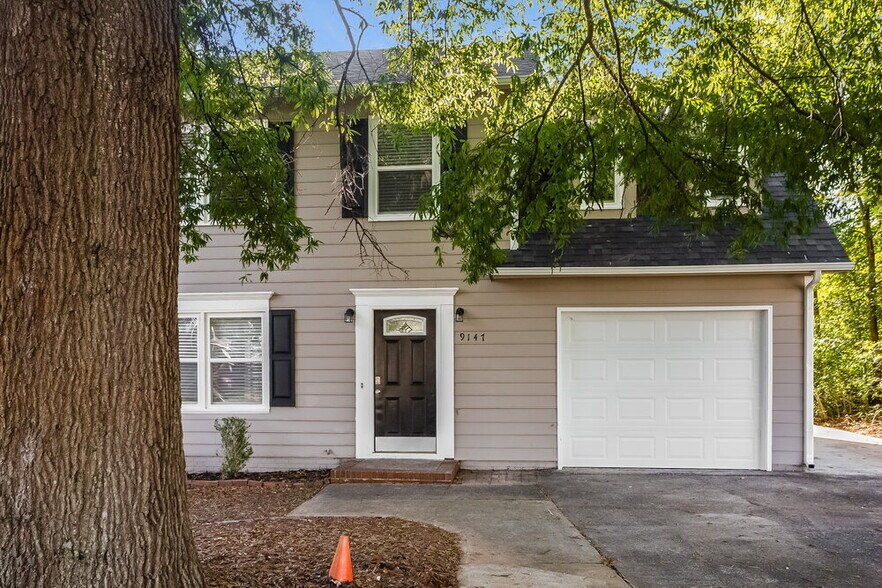 Primary Photo - 9147 Moss Cove Ct