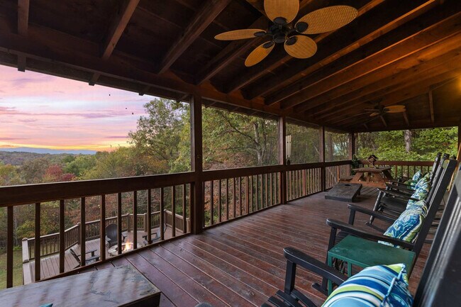 Building Photo - 150 Arrow Way