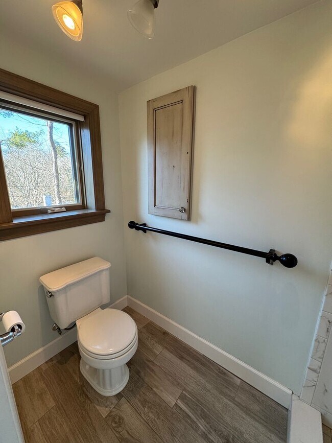 Building Photo - East AVL - Newly Renovated Older Home Featuring Garage and Bonus Room