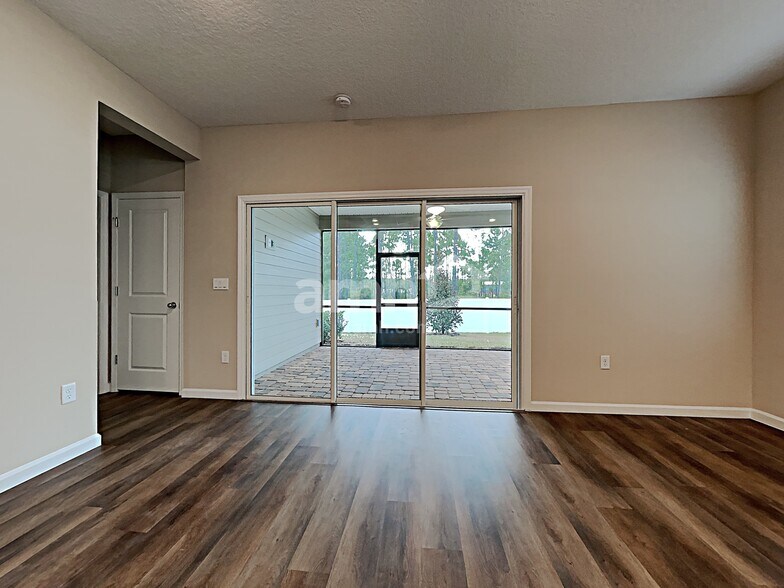 Building Photo - 86 Spruce Point