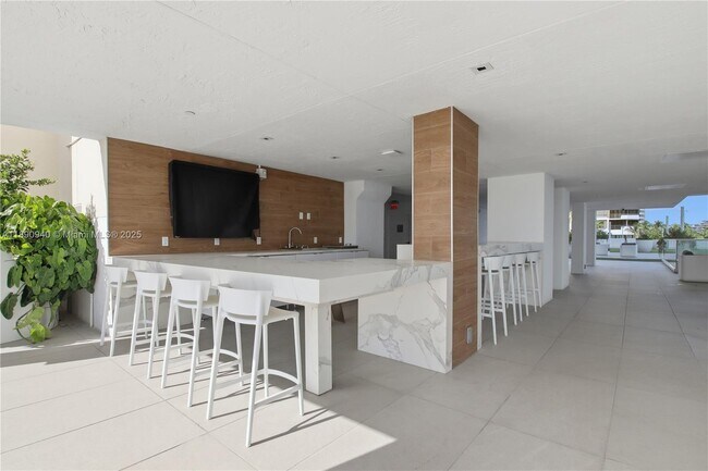 Building Photo - 770 Claughton Island Dr