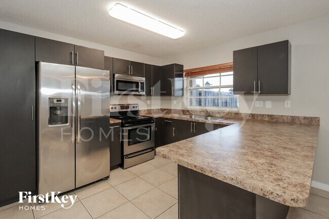 Building Photo - 15867 SW 68th Terrace