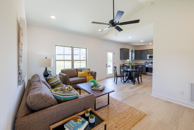 Building Photo - Brand New home in Hardin Valley for rent! Washer & Dryer Included