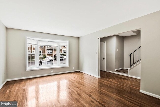 Building Photo - 10257 Friendship Ct
