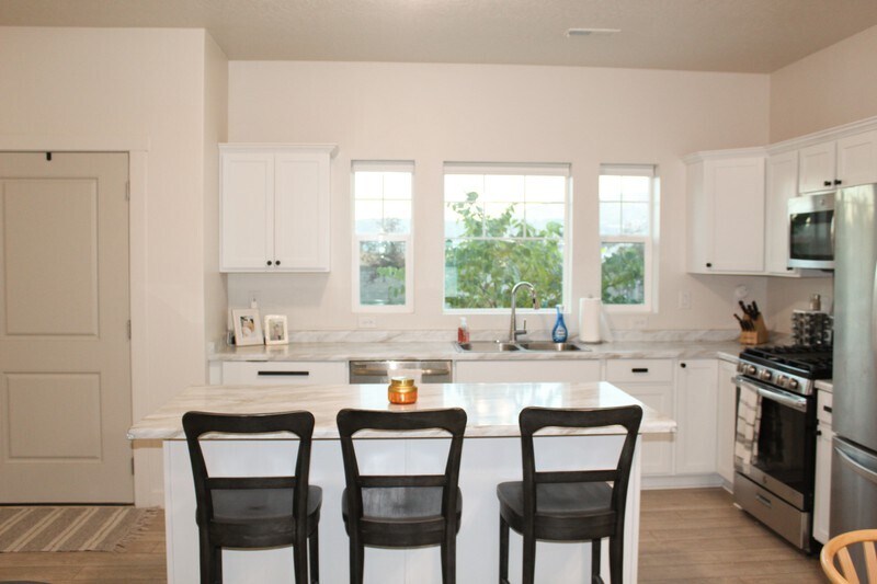 Building Photo - 3643 W Drexler Dr