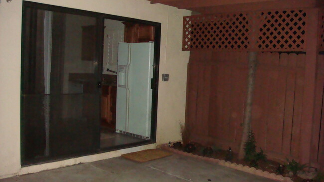 Sliding door from kitchen to patio & garage (now has pet door) - 2870 N Cottonwood St