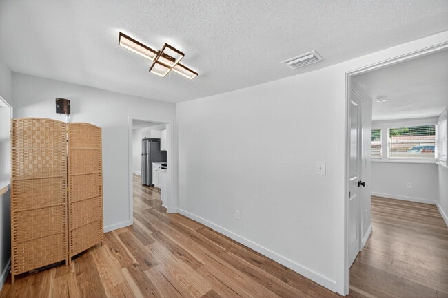 Building Photo - Fully Renovated 3 bedroom St. Pete Home | ...