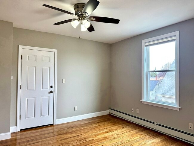 Building Photo - 56 Estes St